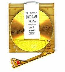 220px-dvd-ram_fujifilm_disc-removalble_without_cartridge-locking-pin-4.jpg